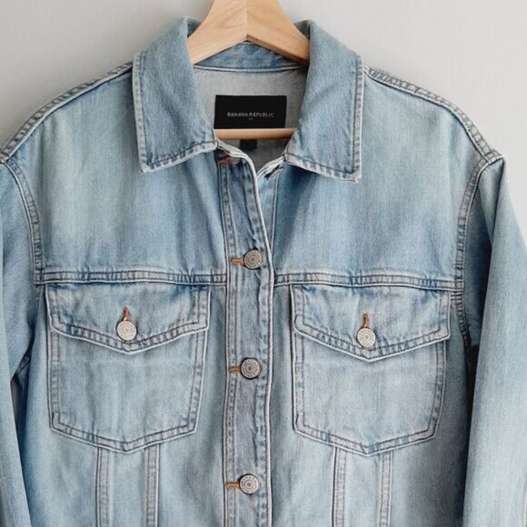 BANANA REPUBLIC Oversized Boxy Classic Button Down Jean Jacket Blue Sz XS - Picture 4 of 15